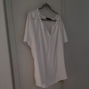 Apt. 9 White V-Neck Tunic Top